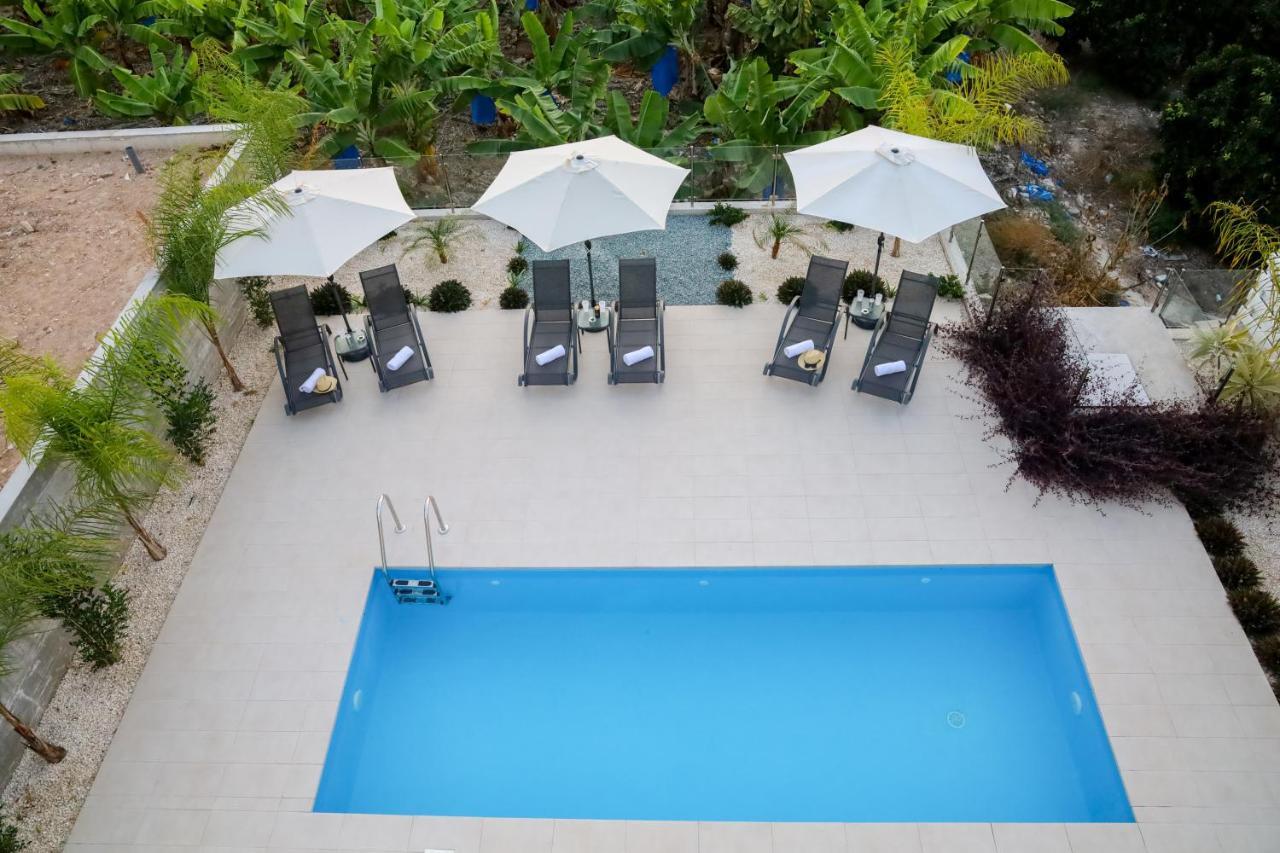 Sophia'S Seaview Luxury Villas Пафос Екстериор снимка